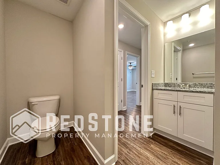 Westbrook Apartments — Photo 18