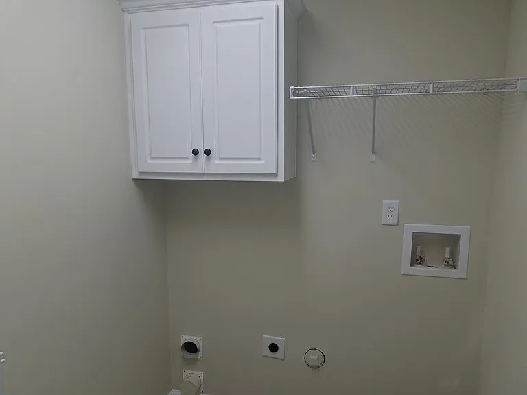 423 Tarsel Ct — Photo 14