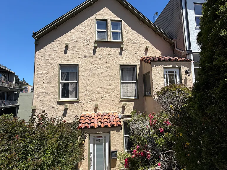 467 Corbett Ave #1 — Photo 2