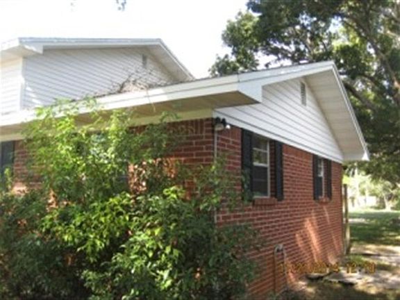 2nd image of 4366 Lantern Dr