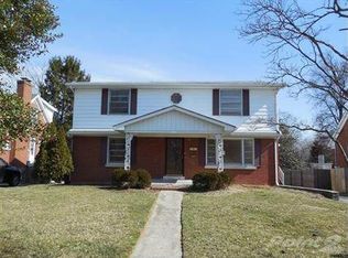 493 Hill N Dale Rd, Lexington, KY 40503
