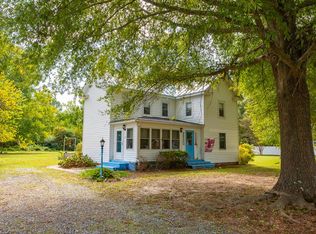 1705 Weems Rd, Weems, VA 22576