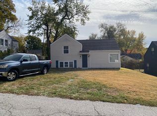 533 NE 44th St, Kansas City, MO 64116