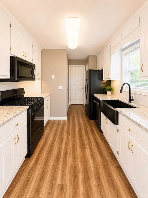 3 bed, 1250 sqft, $1,695 — Photo 4
