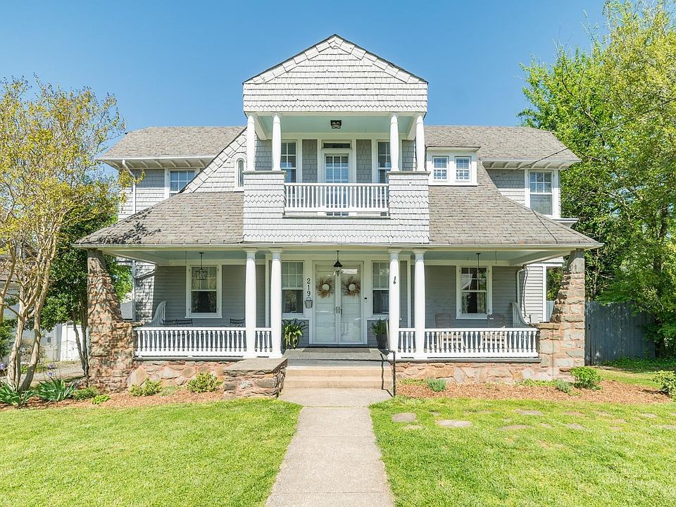1st image of 219 Norfolk Ave