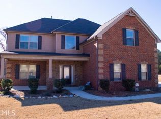 113 Shimmering Waters Ln, Fayetteville, GA 30214