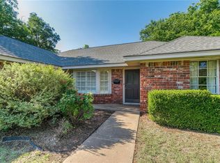1100 Glenwood Ave, Nichols Hills, OK 73116