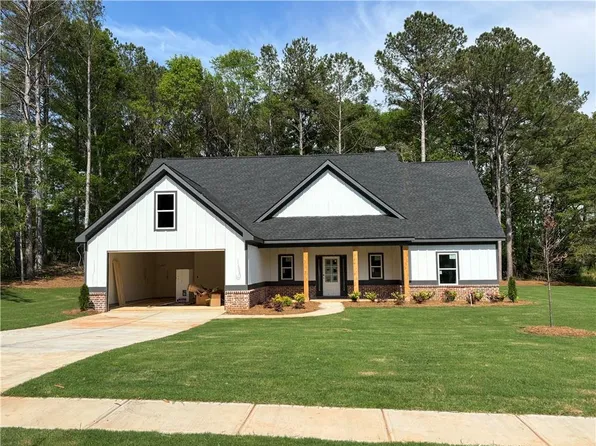 77 White Oak Way, Monroe, GA 30655