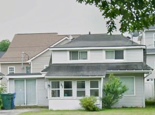 37 Oak Hill Vw, Rochester, NY 14611