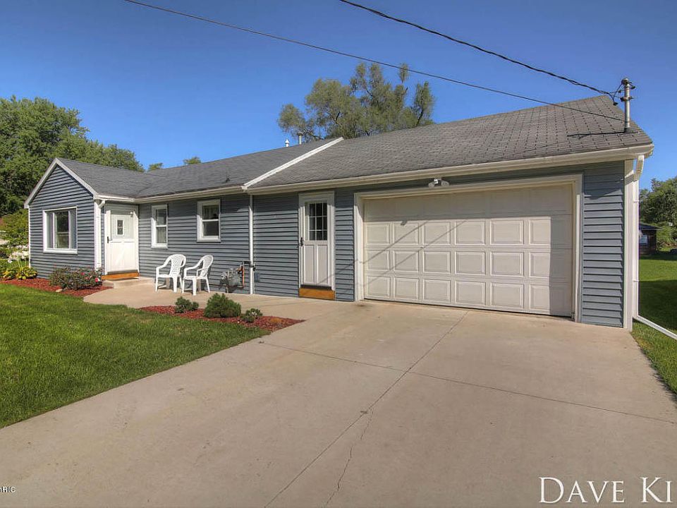1st image of 1075 Dahlia Ave