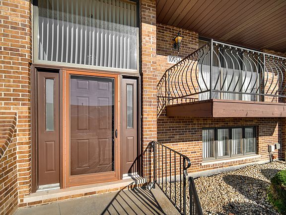2nd image of 10934 Colorado Ct