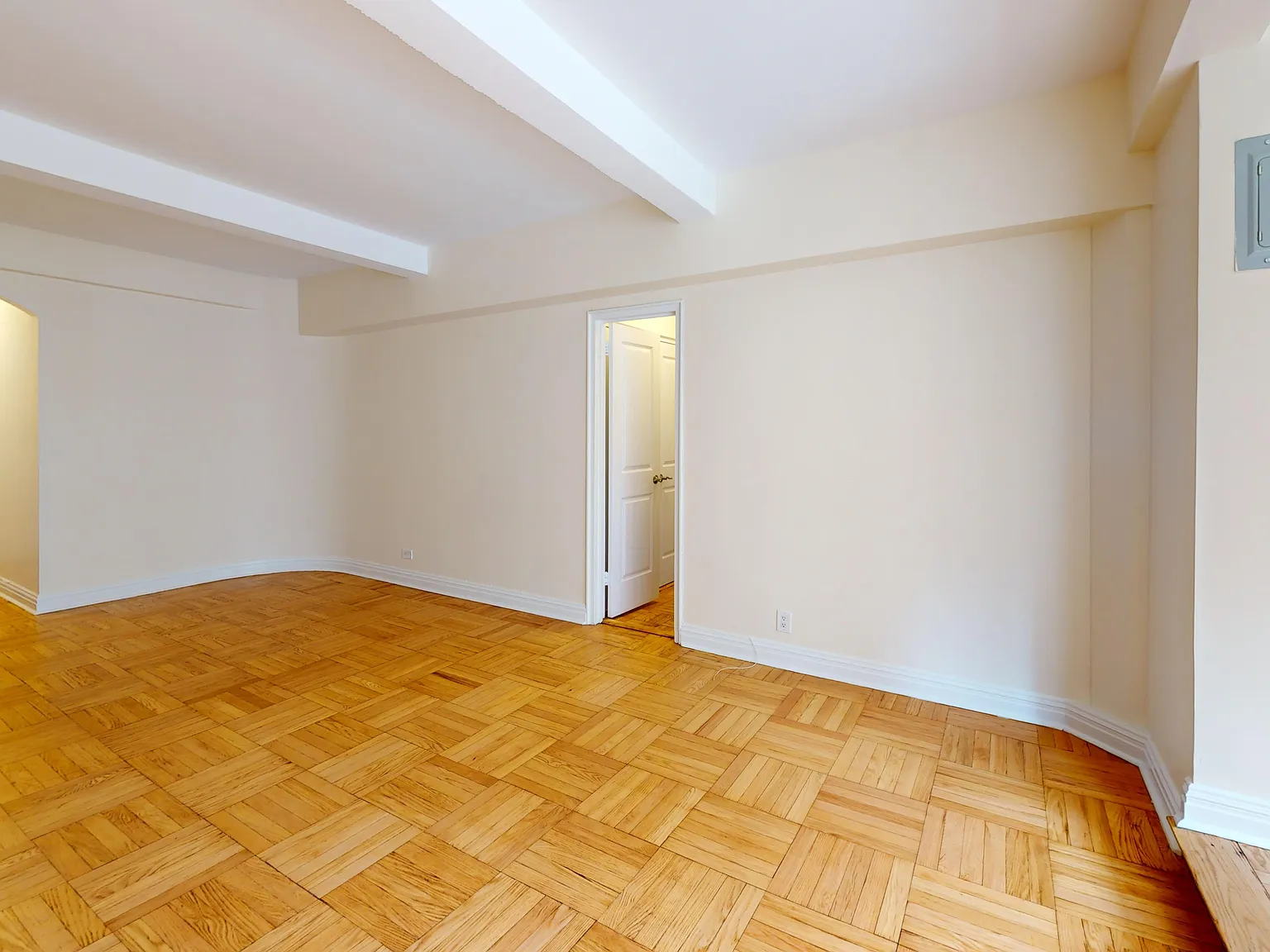 141 East 56th Street — Photo 3