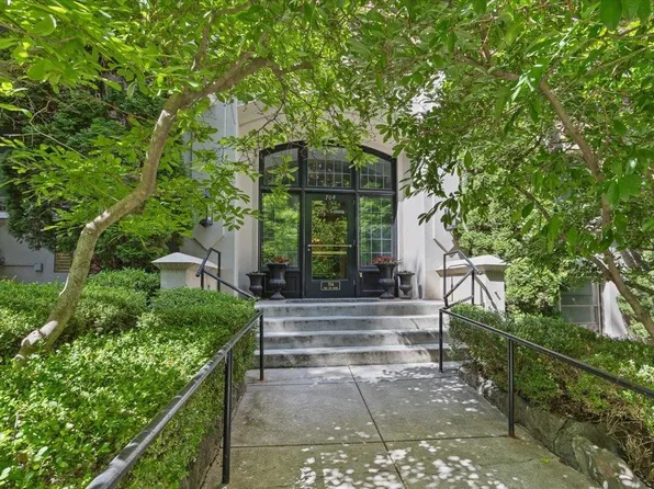 704 W 6th Ave #506, Spokane, WA 99204