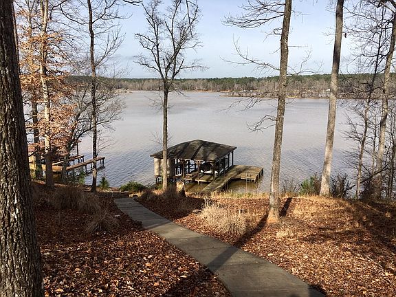 2nd image of 1497 Jamesway Dr
