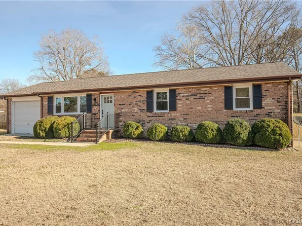 9311 Southwood Dr, North Dinwiddie, VA 23803