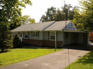 2301 Pleasant View Ln, Knoxville, TN 37914