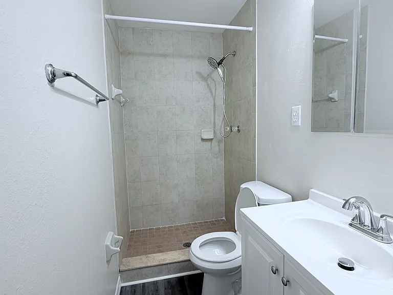 7912 W Paris St — Photo 18