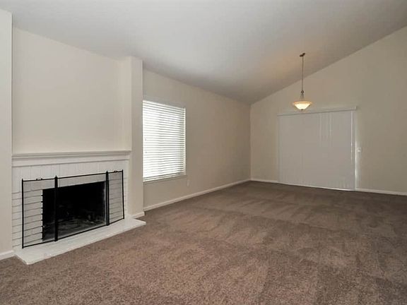 4th image of 12613 Willow Tree Ave