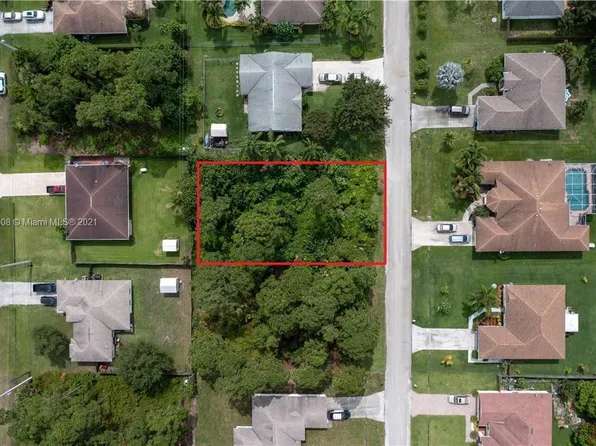 1749 SW Haylake Ave, Port Saint Lucie, FL 34953