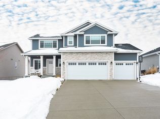 15103 Goldenrod Dr, Urbandale, IA 50323
