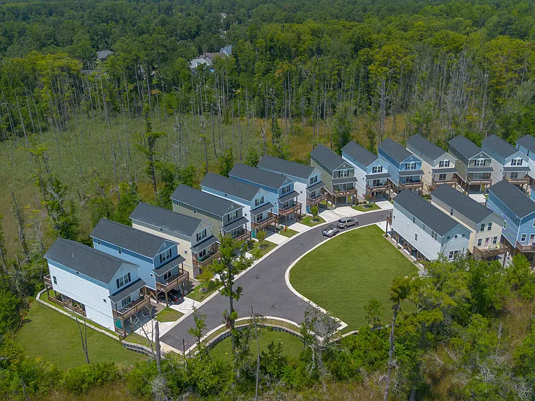 Overlook at Jackeys Creek — Photo 16