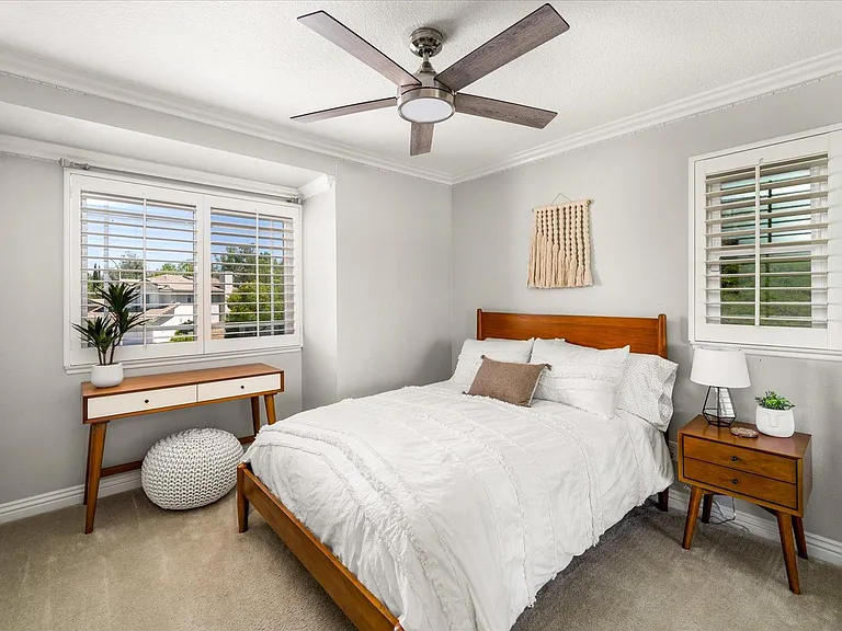 23621 Dunsmore Ln — Photo 33