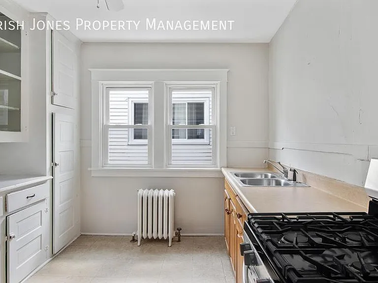 514 Tacoma Ave #2 — Photo 6