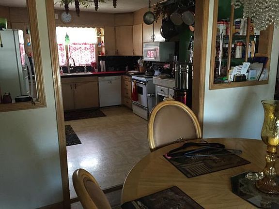 3rd image of 5421 Sterling Ave