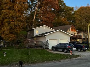 10573 N Earl Ave, Monticello, IN 47960
