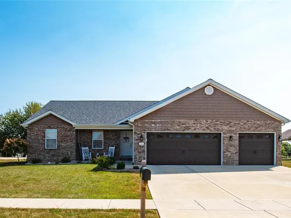 256 Gabrielle Cir, Bethalto, IL 62010