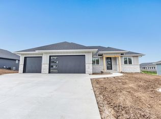 3138 Rockcress Cir, Green Bay, WI 54311