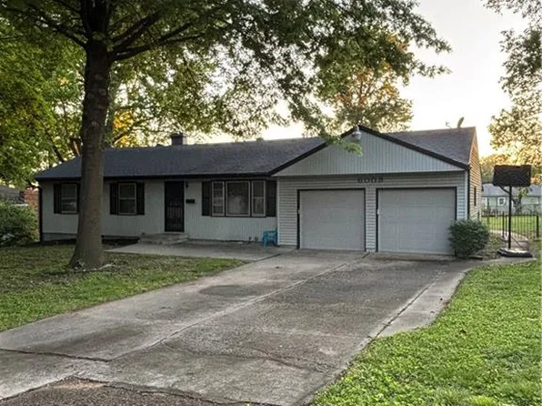 6008 Farley Ave, Raytown, MO 64133