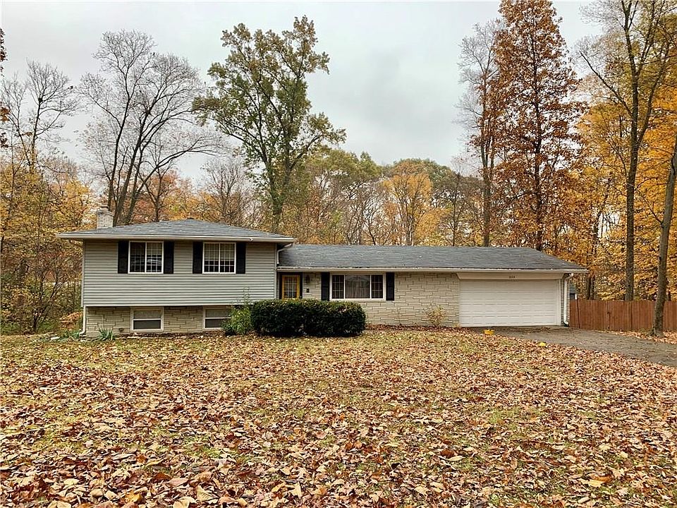 1st image of 1074 N Farmington Dr