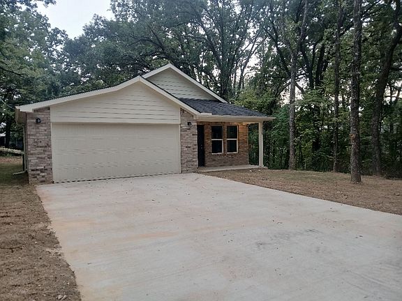 2nd image of 119 Bluebonnet Dr