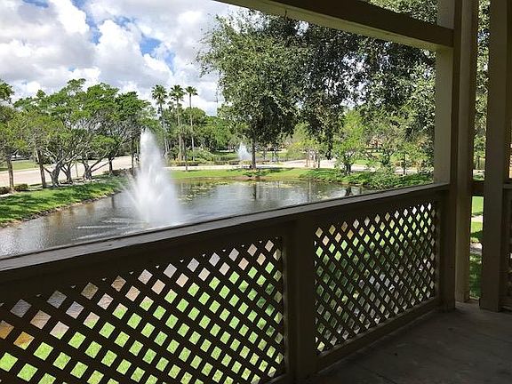5th image of 4751 Via Palm Lck APT 422