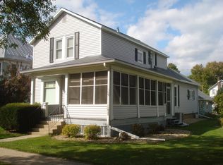 314 4th Ave, Baraboo, WI 53913