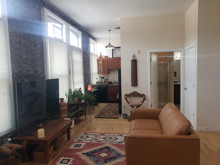 188 W Main St #202 — Photo 7
