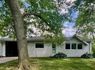 5620 N Monterey Ct, Peoria, IL 61614