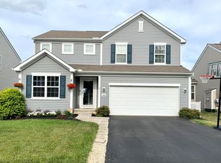 2408 Sky Valley Dr, Grove City, OH 43123