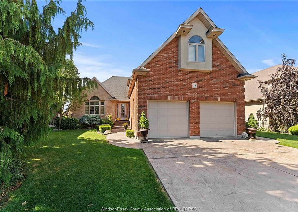 1st image of 24 Sandy Lake Dr