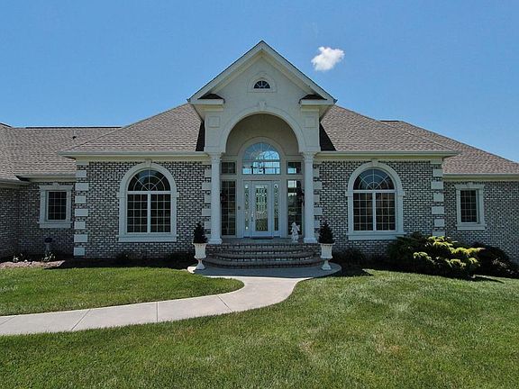 4th image of 66 Casa Mia Cir