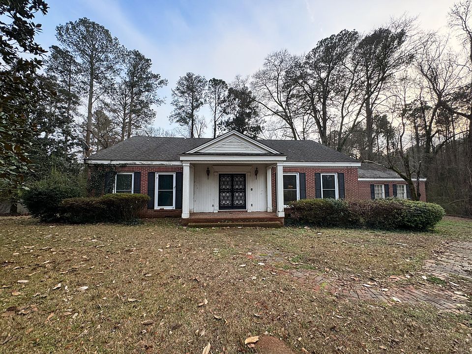 1st image of 1016 W Commerce St