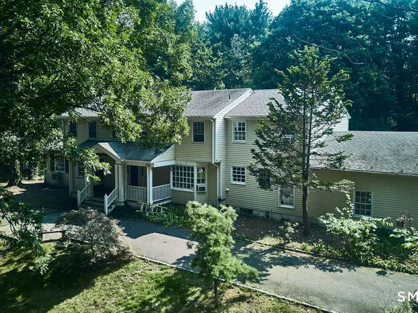 4 Surrey Lane, Westport, CT 06880
