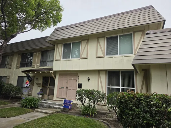 4262 Paseo De Oro, Cypress, CA 90630