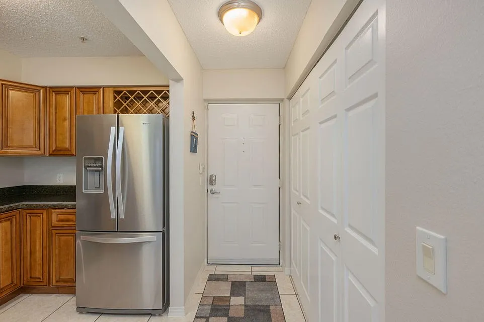 Building Photo - 4276 Calinda Ln #137