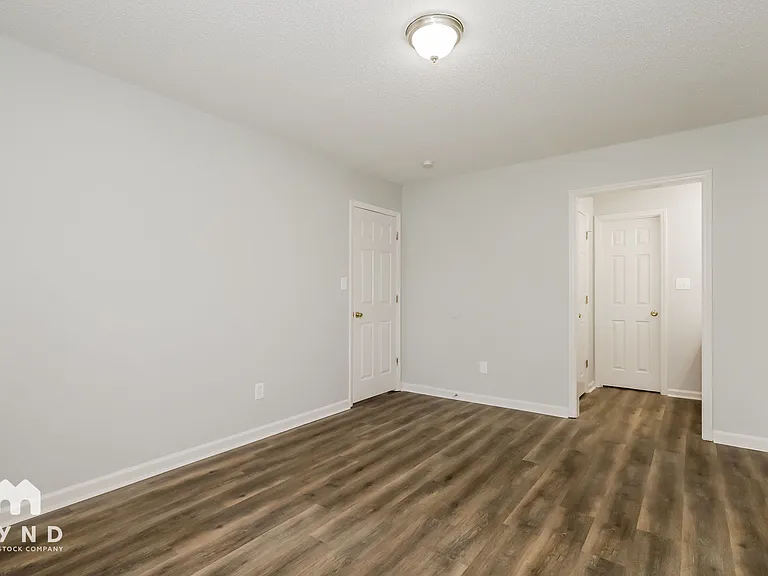 710 Greyson Dr — Photo 8