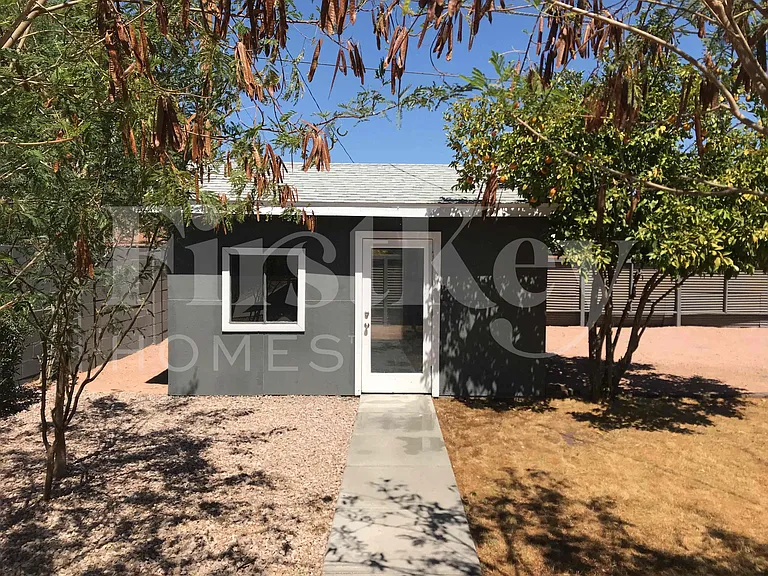 4319 N 15th Ave — Photo 12