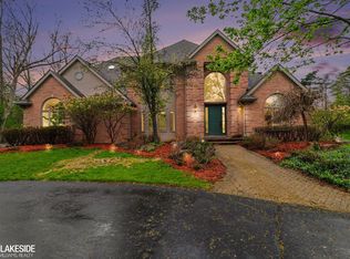 30515 Rushmore Cir, Franklin, MI 48025