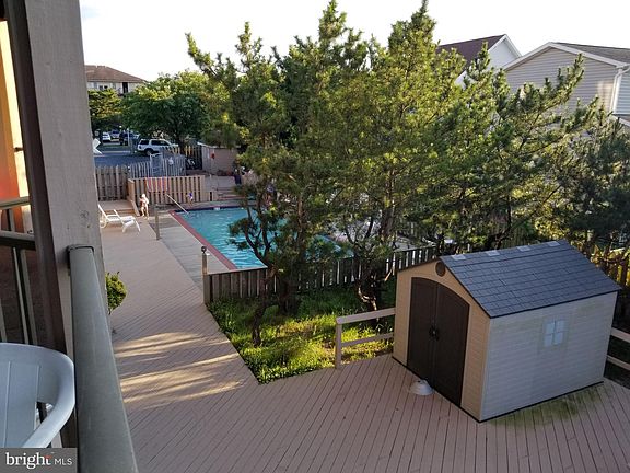 3rd image of 204 33rd St #20202