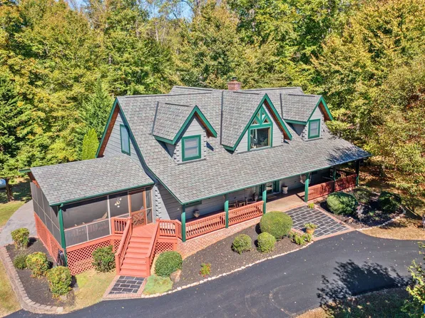1133 Hunters Lodge Rd, Troy, VA 22974
